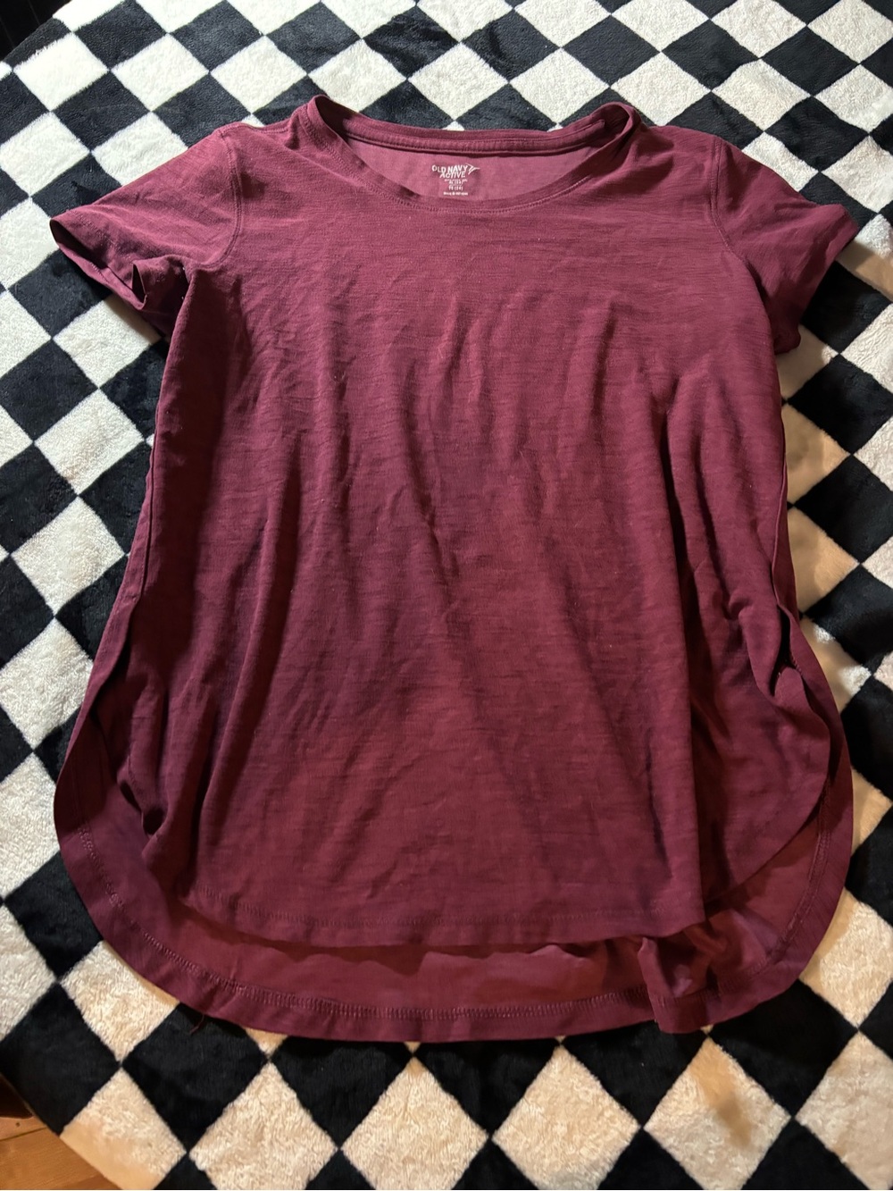 Girls XLARGE burgundy active old navy tshirt